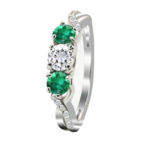 10K 0.25ct Diamond and Emerald Fashion Ring - Image 1