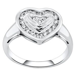 14K 0.35ct Diamond Heart Shaped Ring - Image 1